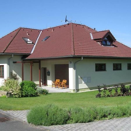 Obora 827 Nova Bystrice Villa Екстериор снимка